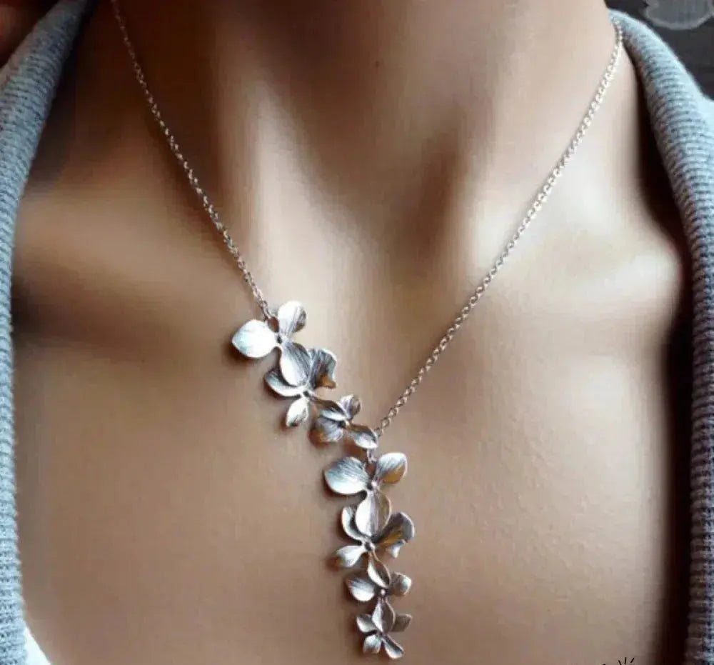 Collar Plata con Colgante Floral